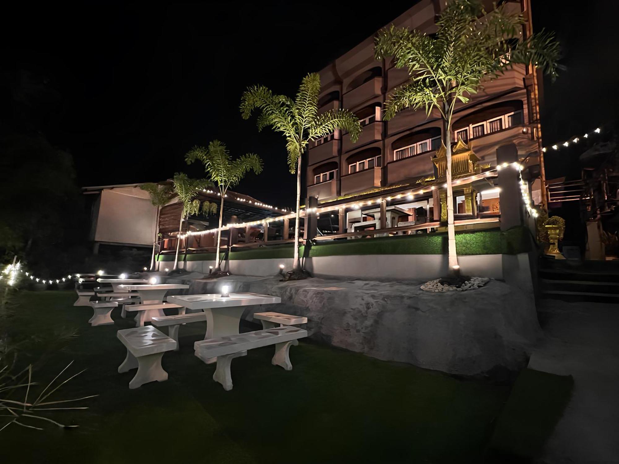 Chanmel Riverside Chanthaburi Bagian luar foto